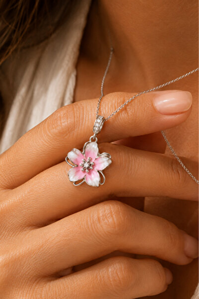 Spossy Silver Jewelry 925 Ayar Gümüş Silver Kaplamalı Mineli Manolya Çiçek Kolye