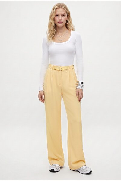 Ritnice Pantaloni Palazzo galbeni din Lycra cu centură Rena de damă