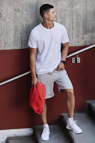TOMMY LIFE White Men's Basic Short Sleeve Standard Fit O Neck T-shirt - 87911