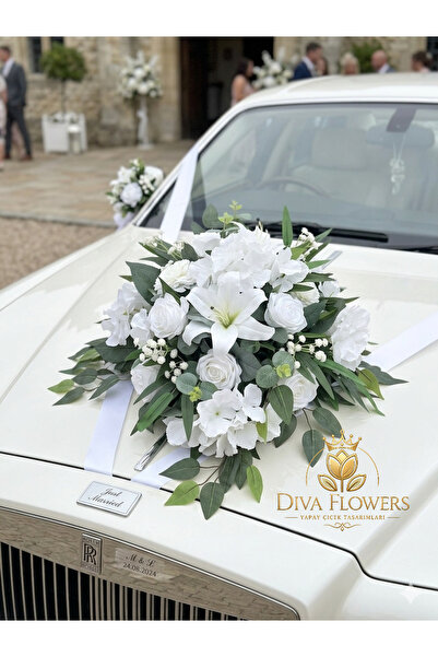 DİVA FLOWER EVENT Lüx Beyaz Lilyum & Gül Gelin Arabası Çiçeği – 50 cm Vantuzl...
