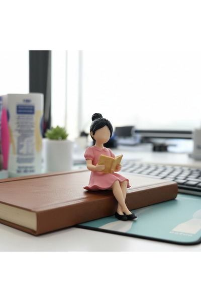 Genel Markalar Kitap Okuyan Kız Renkli Elbiseli Biblo 3D Baskı Dekoratif Figü...