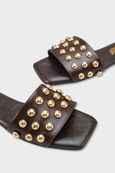 Capone Outfitters Metal Görünümlü Aksesuarlı Tek Bantlı Kısa Topuklu Kadın Terlik