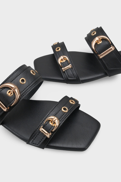 Capone Outfitters Niki Küt Burunlu Metal İki Tokalı Düz Topuklu Kadın Terlik