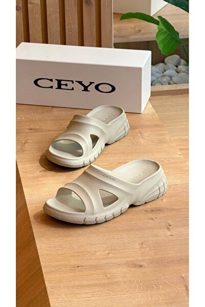Ceyo PATARA ISLAK ZEMİN KADIN TERLİK BEJ RENGİ