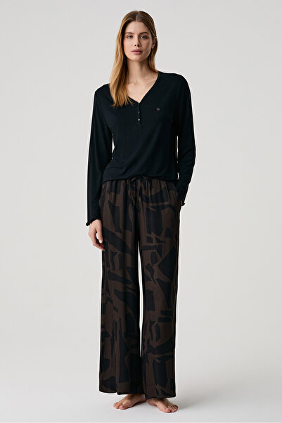 Penyemood V-Neck Wide-Leg Pants Set