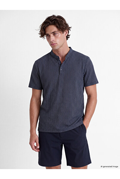 LC Waikiki Nevavm Farkıyla Hakim Collar Striped Men's T-Shirt