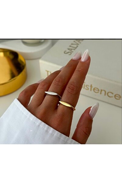 Kadın Gold Minimalist Büküm Detaylı Ayarlanabilir Modern Yüzük