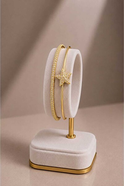 mdm style Women's Gold Stone Star Detailed Bracelet