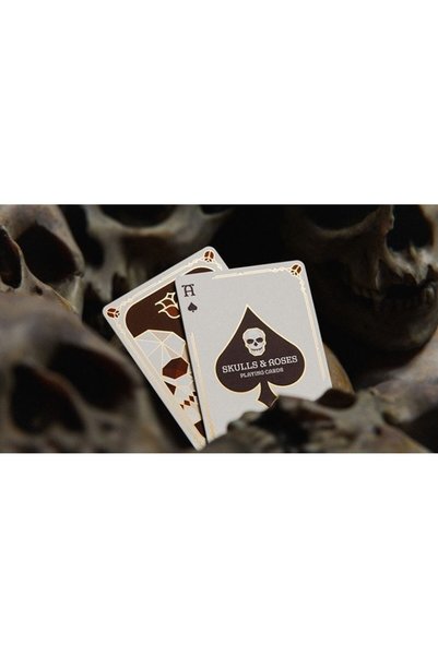 OyuncaklarÜlkesi WJPC Skulls & Roses Premium Oyun Kağıdı iskambil Kartları Destesi