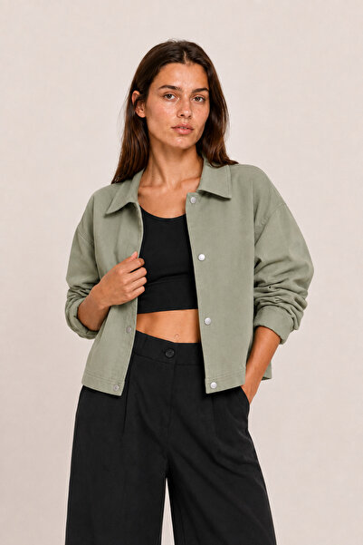 Maison Rae Kadın Çağla Yeşili Oversize, Polo Yaka, Çıtçıtlı, Pamuklu Gabardin...