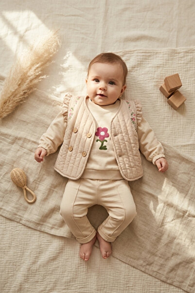 Hippıl Baby Baby Girl Floral Embroidered 3-Piece Set - Quilted Vest with Ruff...