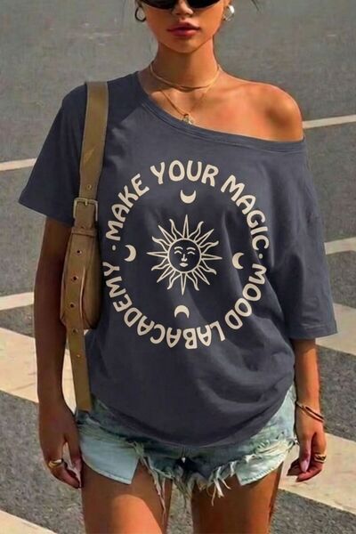 Mood Lab Kayık Yaka Kısa Kollu Kolej Baskılı Rahat Kesim Tişört