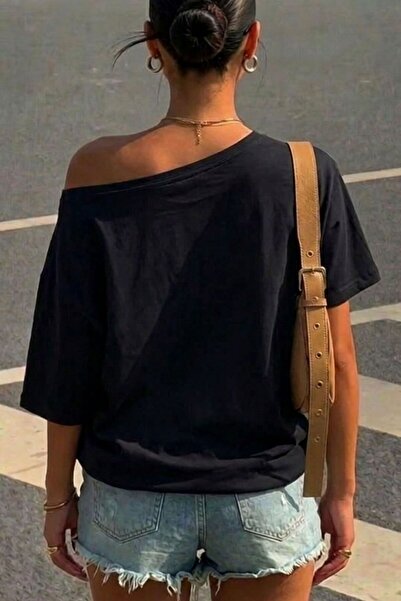 Mood Lab Kayık Yaka Kısa Kollu Kolej Baskılı Rahat Kesim Tişört