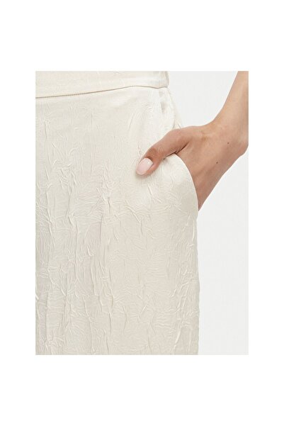 Guess Pantaloni de damă din material textil W6GB28W2103 Bej
