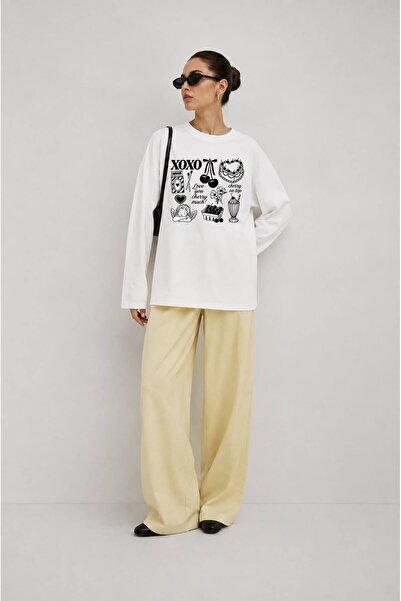 Hira Online White Xoxo Printed Long Sleeve T-Shirt Suitable for Hijab