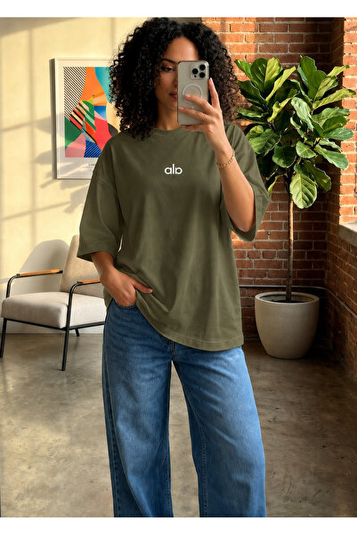 ELAN WEAR 100% Cotton Oversize Unisex T-Shirt. Suitable for Both Women and Me...