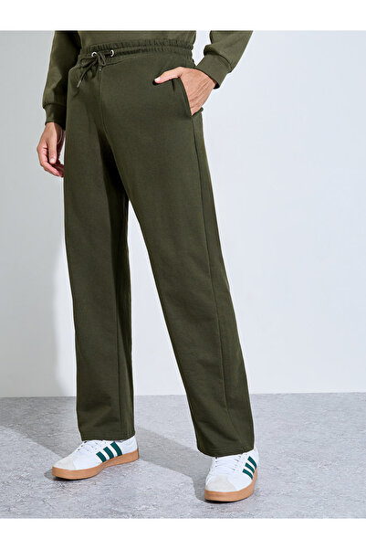 Styli Men Green Open Hem Relaxed Fit Joggers