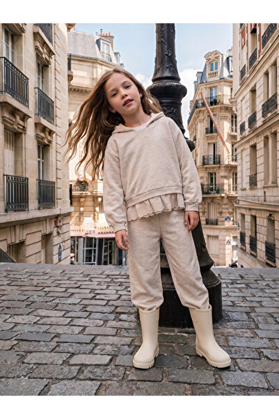 LC Waikiki Esvab • Modern & Stylish Hooded Ruffled Girls' Tracksuit Set