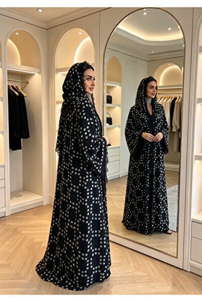 Noon Noora كارديغان (عباية) بتصميم دانتيل مُرقّع منقوش بنقاط، مع حجاب