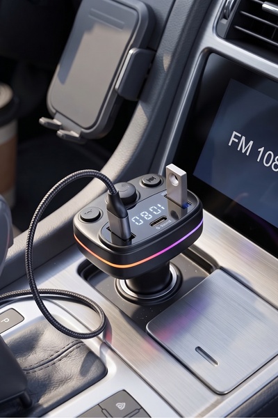 Primo Plus مشغل MP3 للسيارة MX77 مع جهاز إرسال FM لاسلكي وإضاءة LED، شحن سريع...
