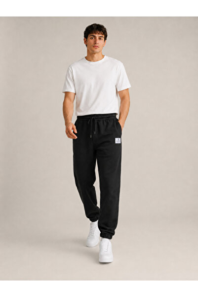 De Carte Men's Polar Fabric Comfortable Fit Sweatpants