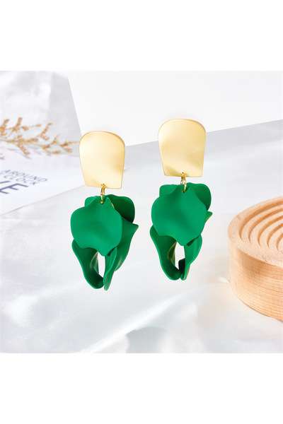 Generic Brand Chic Floral Drop Earrings – Χρυσά Σκουλαρίκια με Πορτοκαλί Πέταλα