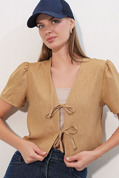 Hiccup Bdart Textured V-Neck Linen Blend Crop Top