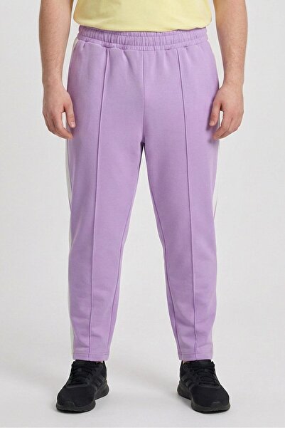The Giving Movement Men Regular Fit Embossed Logo Tapered Pants, Lavender