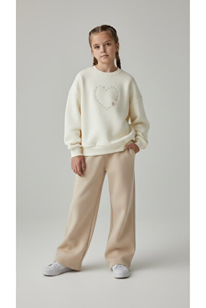 Generic Brand Girl's Heart Embroidered Tracksuit Set, 3 Thread Embroidered To...
