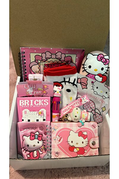 TWEETY Hello Kitty Box (10 Items)