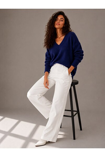 Noi Belis V-Neck Oversize Soft Textured Knitwear Sweater Aw26Kz0001