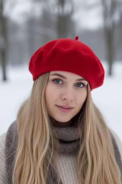 Aware Time Women's Painter Angora Beret