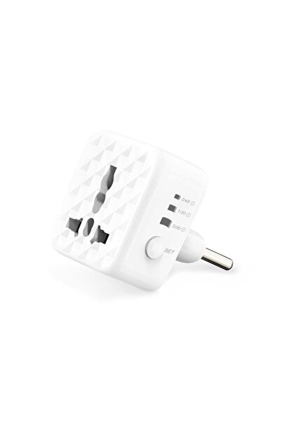 Generic Green Lion Universal Conversion Plug - White