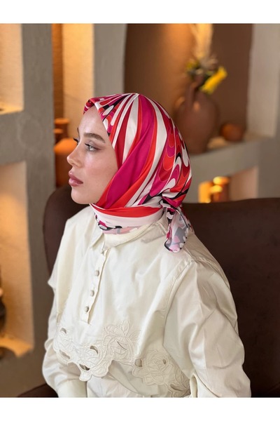 MentorAly وشاح من الكشمير بتصميم تجريدي من ModaKaşmir