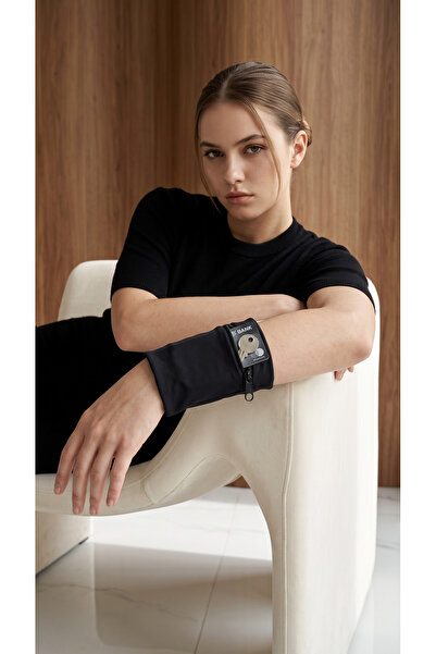 sayina Black Zippered Elastic Sports Wrist Wallet