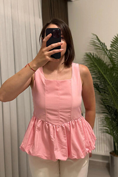 Kubos Moda Kolsuz Balon Etekli Kare Yaka Pembe Kadın Bluz