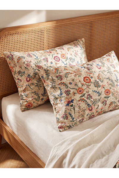 LC Waikiki Alita City with a Difference from Lcw Home Mixed Floral 50X70 cm P...