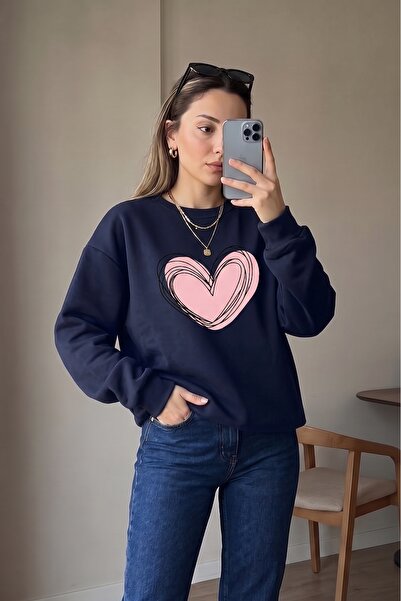 uyguntarz Unisex Cream Heart Printed Crew Neck Sweatshirt