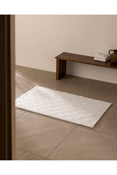 Madame Coco Maisonor Bath Mat - Ecru