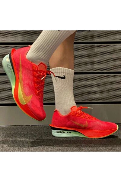 Nike Kadın Kırmızı ZoomX Vaporfly Next% 4 Yol Yarış Koşu Ayakkabısı | HF6412-600