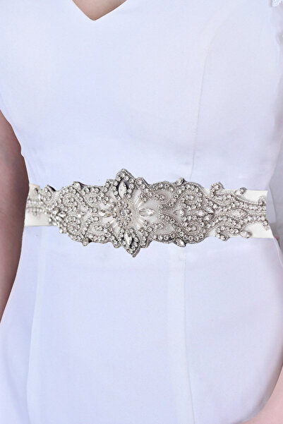VeeShop Centura de mireasa eleganta, medalion floral lat, cu cristale si margele cusute pe panglica - Alb