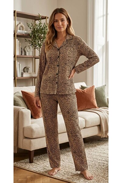 ELZORA WEAR Leopar Desenli Yaka Detaylı Düğmeli Alt-Üst Pijama Takımı