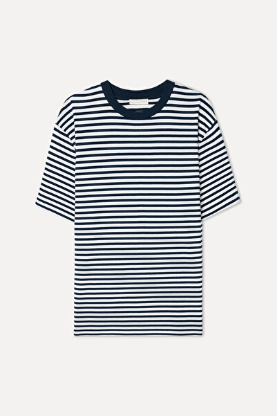 Mudo Men's Navy Blue Striped Comfort Fit Crew Neck T-Shirt