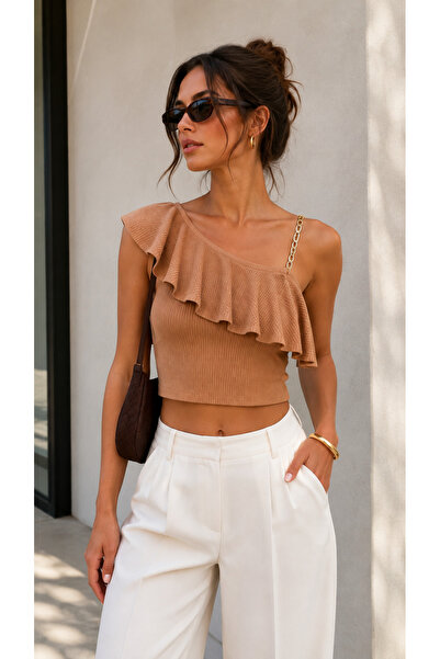 Butik Volanlı tek omuz zincir askılı crop bluz