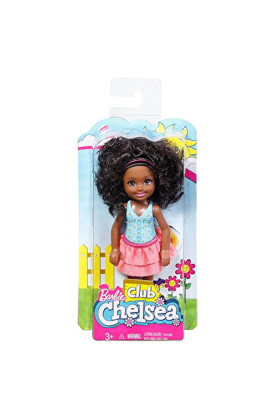 mattel Μπάρμπι Οικογένεια & Φίλοι Κλαμπ Κούκλα Τσέλσι με Φόρεμα Κεράσι (JJB35)