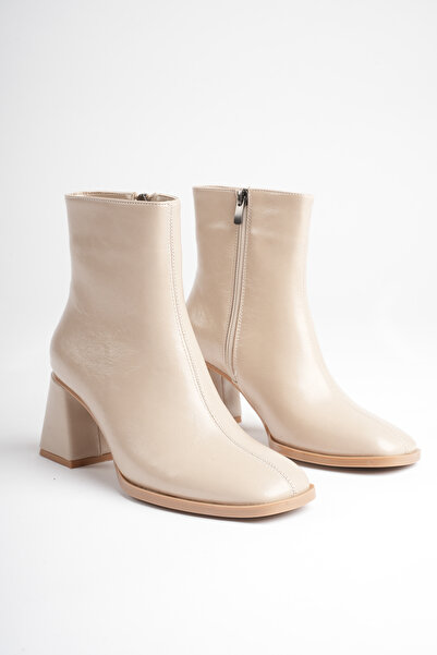 Griffa Shoes Women's Beige Thick Heeled Winter Boots & Booties