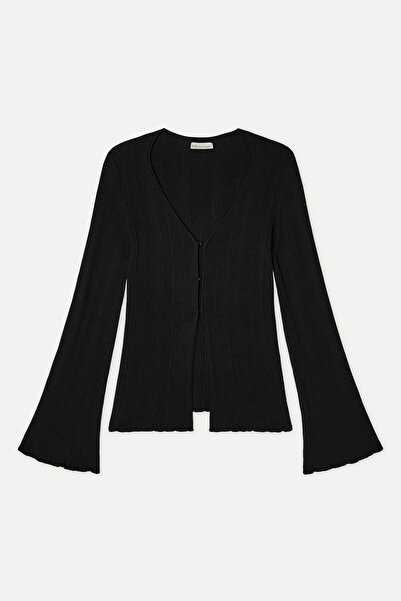 Mudo Women's Black Loose Fit V-Neck Cardigan