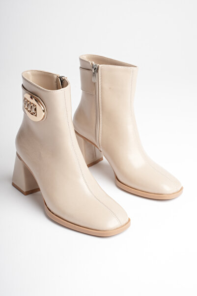 Griffa Shoes Women's Beige Thick Heeled Boots & Booties with Gold Buckle Detail