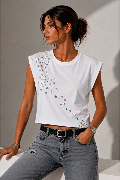 Yumey Colorful Stone Embroidered Padded T-Shirt