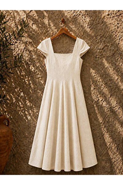 KÜÇÜĞÜM BUTİK Cream-Colored Ruffled Square-Neck Multi-Piece Flared Dress